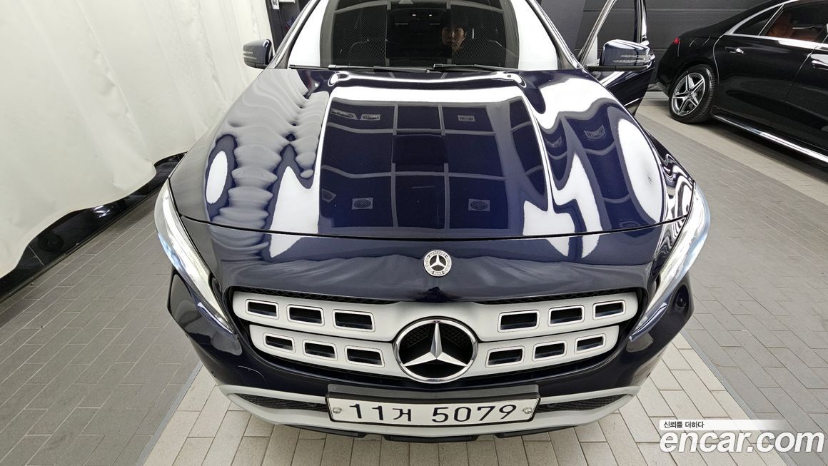 Mercedes-Benz GLA-Class 2018