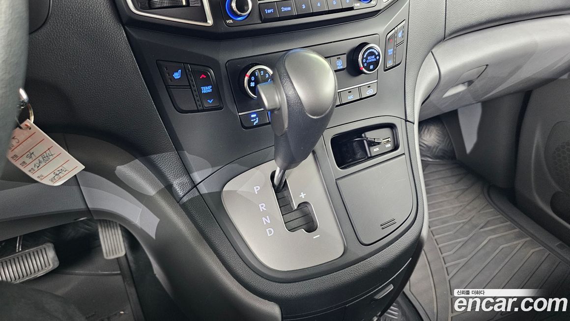 Hyundai Starex 2019