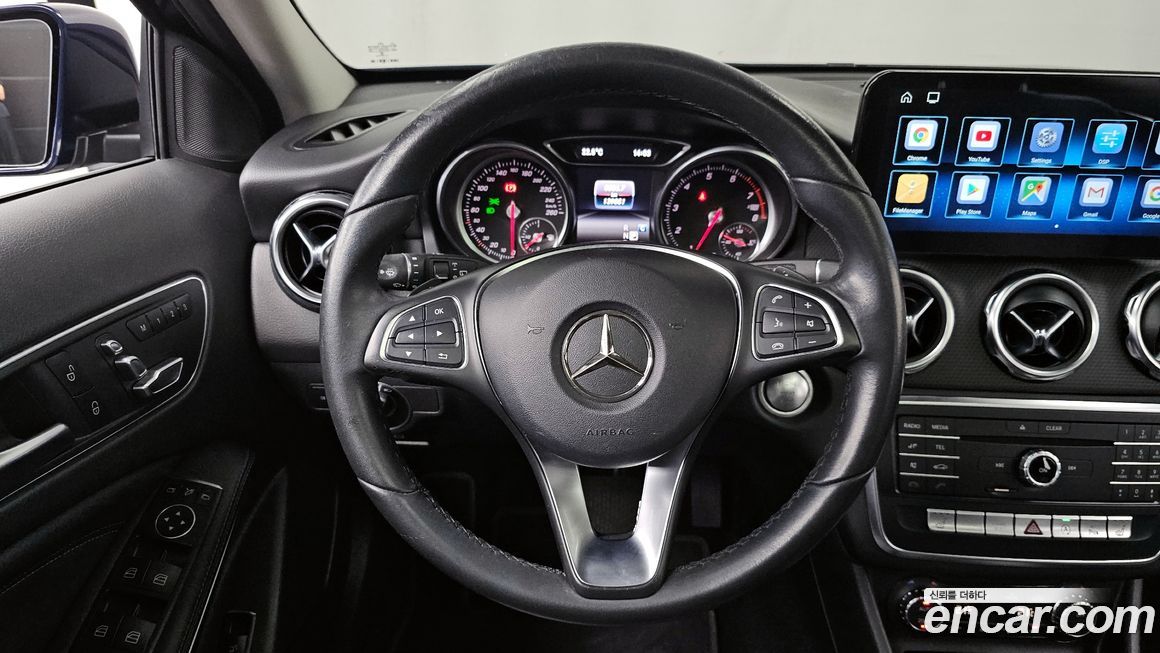 Mercedes-Benz GLA-Class 2018