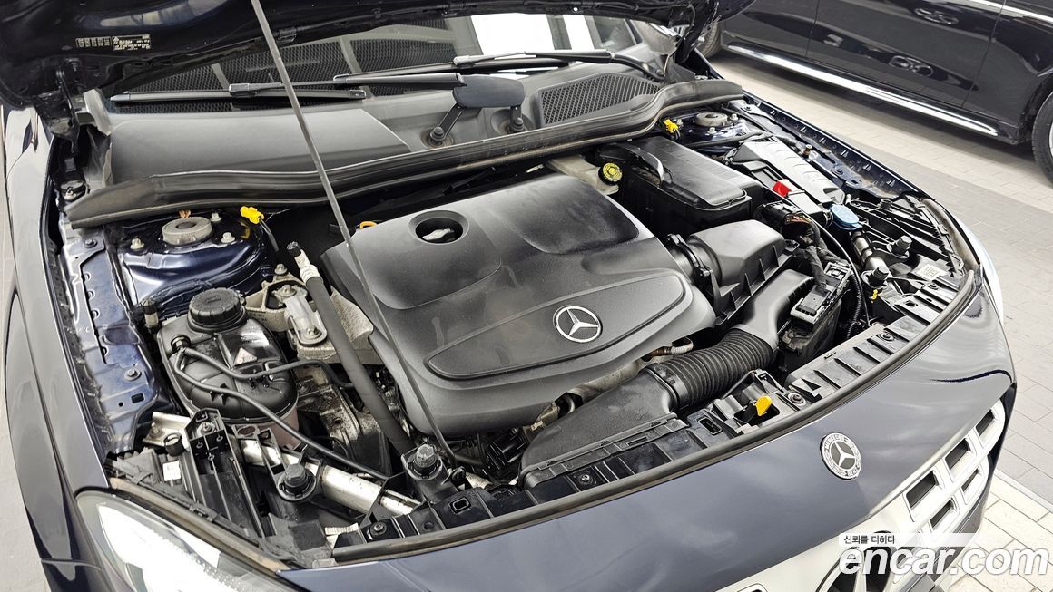 Mercedes-Benz GLA-Class 2018