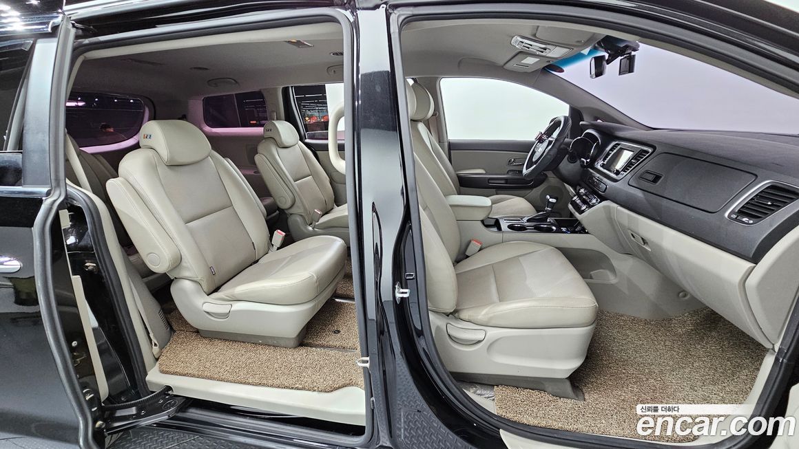 Kia Canival 2019