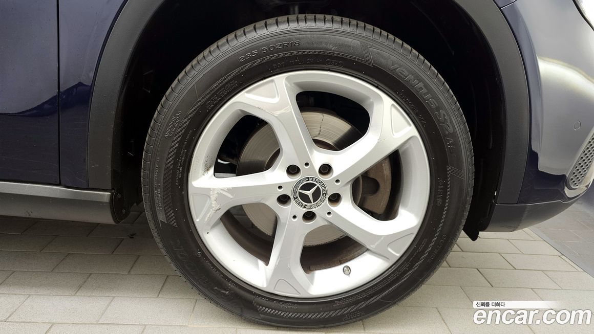 Mercedes-Benz GLA-Class 2018