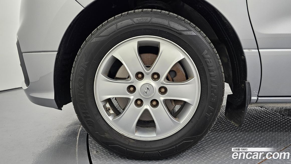 Hyundai Starex 2019