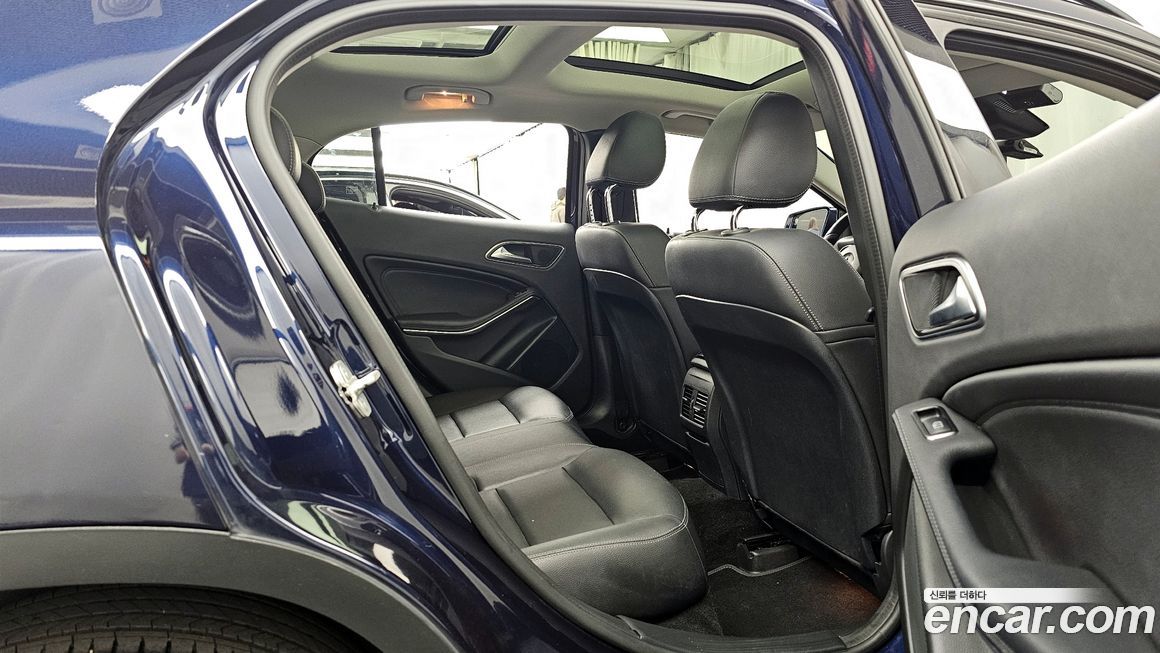 Mercedes-Benz GLA-Class 2018