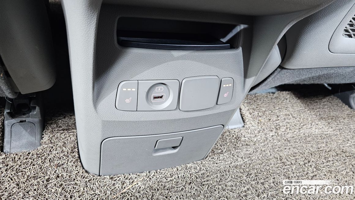 Kia Canival 2019