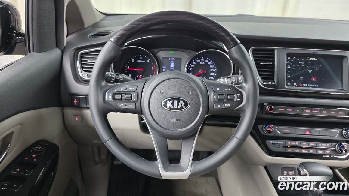 Kia Canival 2019