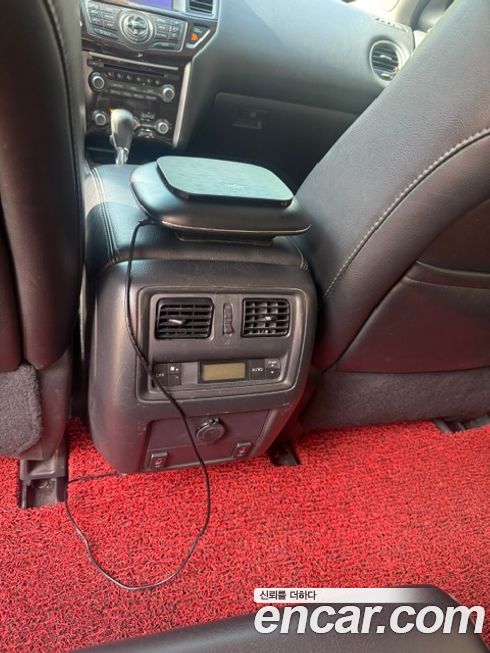 Nissan Pathfinder 2015