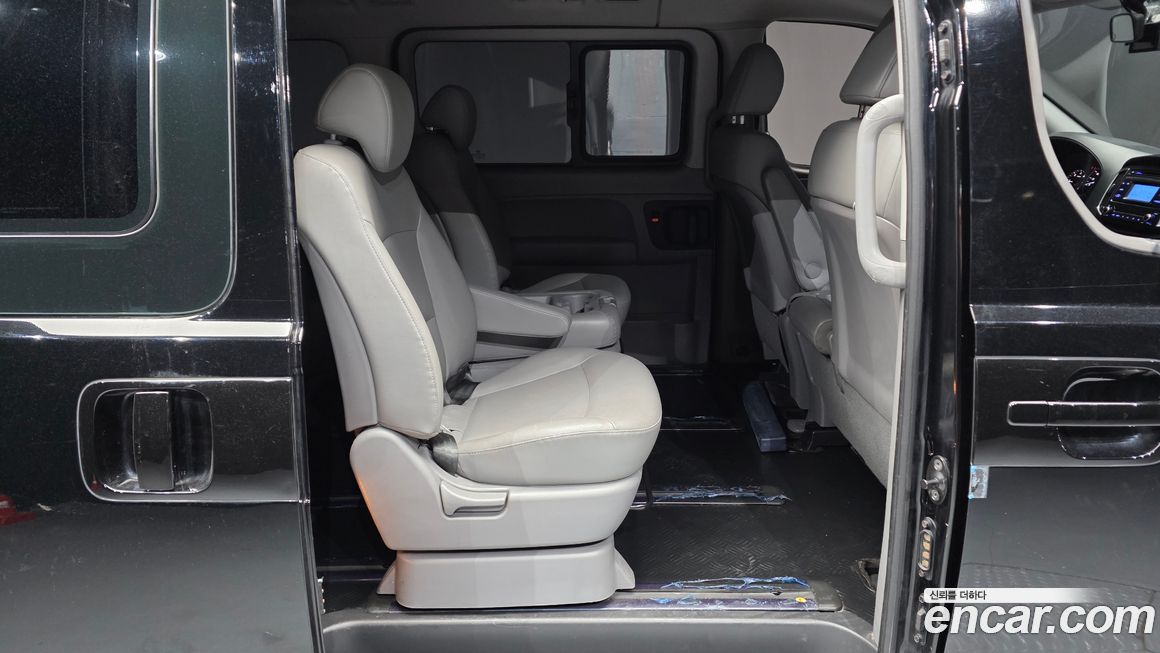 Hyundai Starex 2019