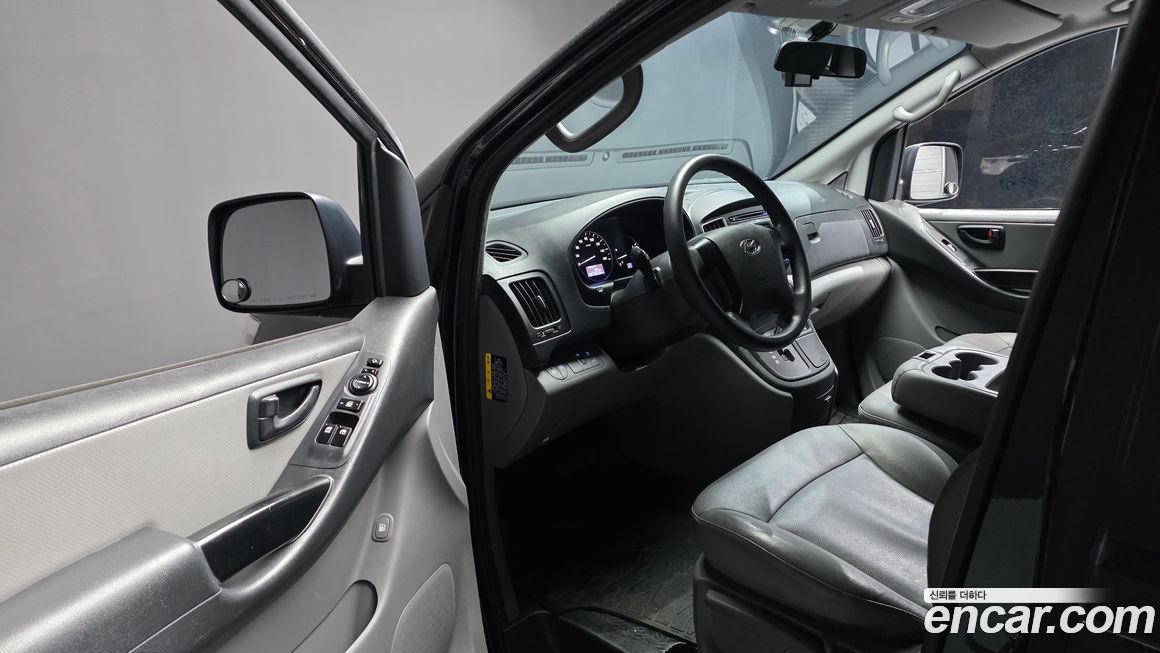 Hyundai Starex 2019