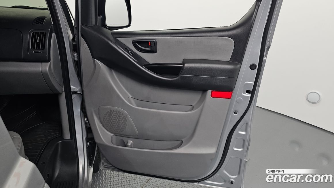 Hyundai Starex 2019
