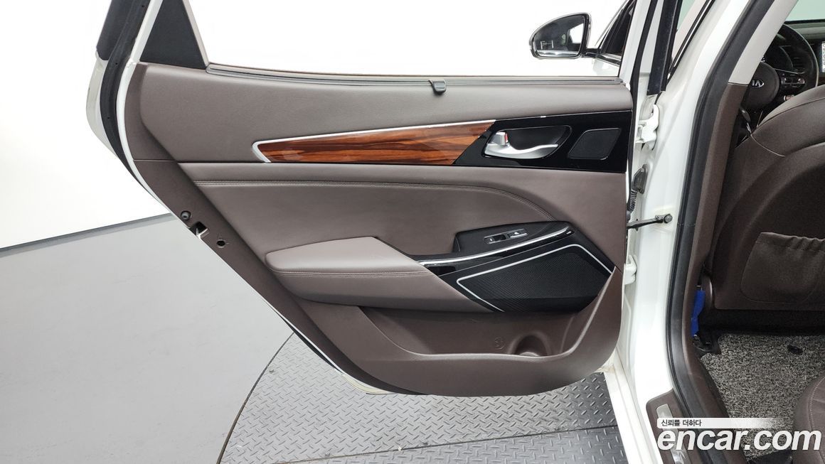 Kia K7 2017