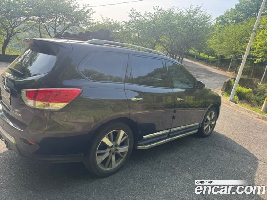Nissan Pathfinder 2015