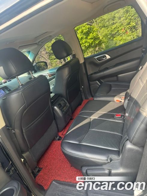 Nissan Pathfinder 2015