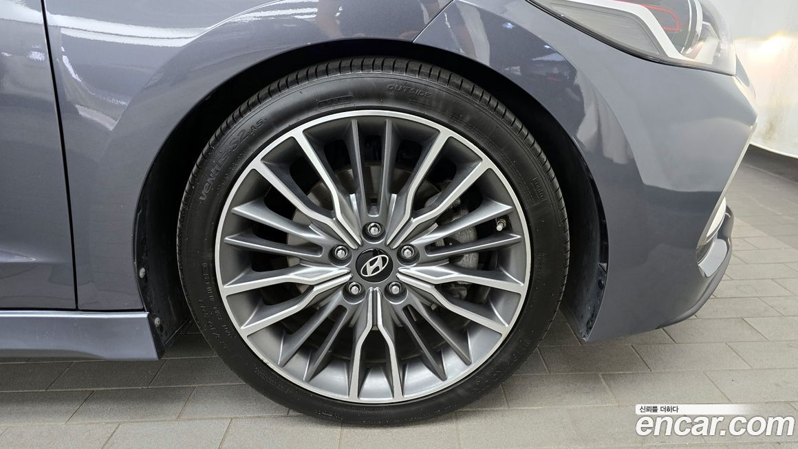 Hyundai AVANTE 2017