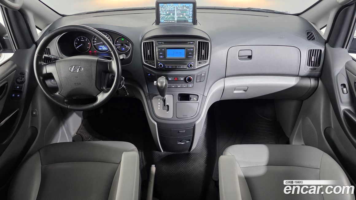 Hyundai Starex 2019
