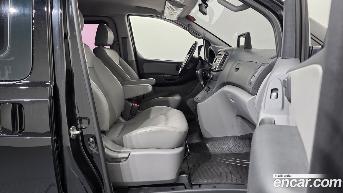 Hyundai Starex 2019
