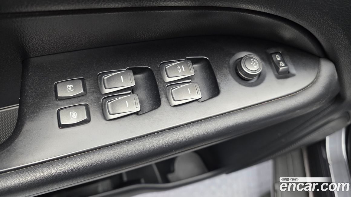 KG_Mobility_Ssangyong Rexton 2020