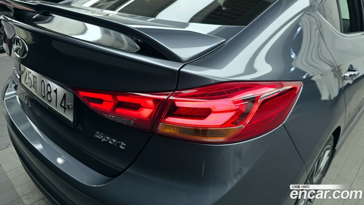 Hyundai AVANTE 2017