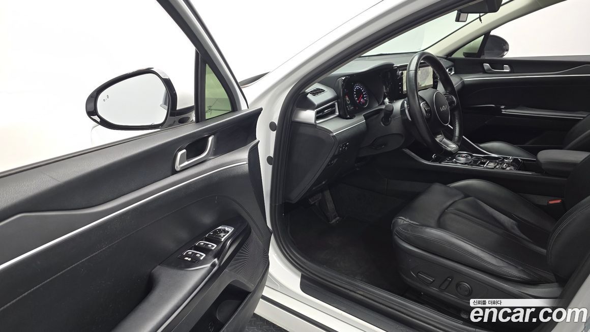 Kia K5 2023