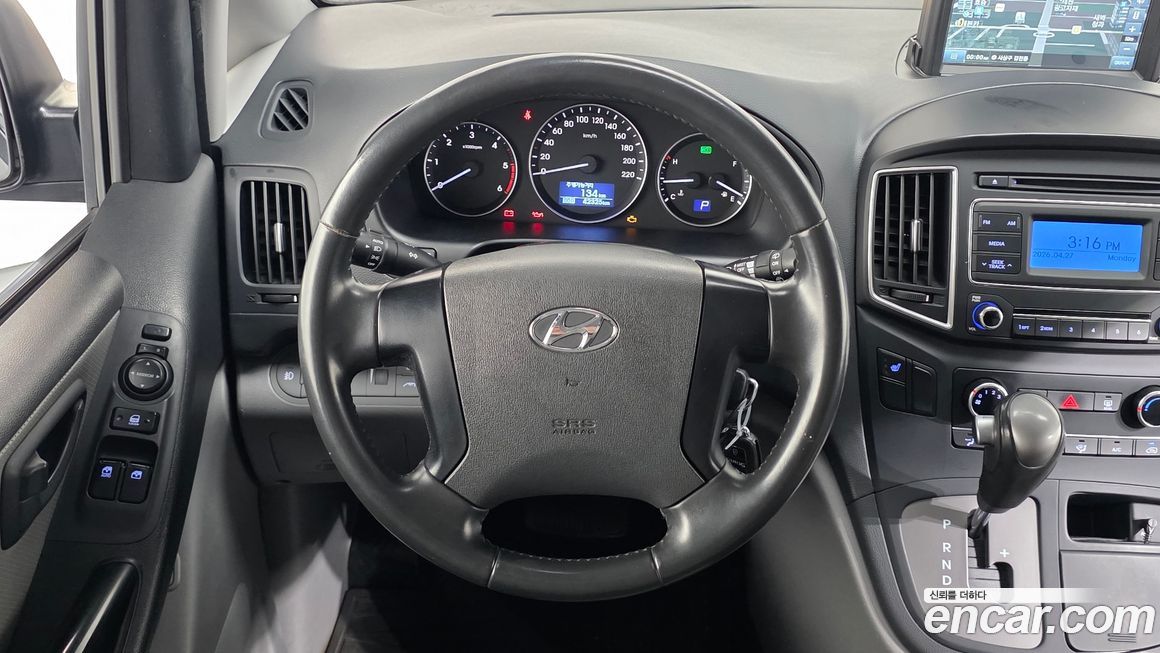 Hyundai Starex 2019