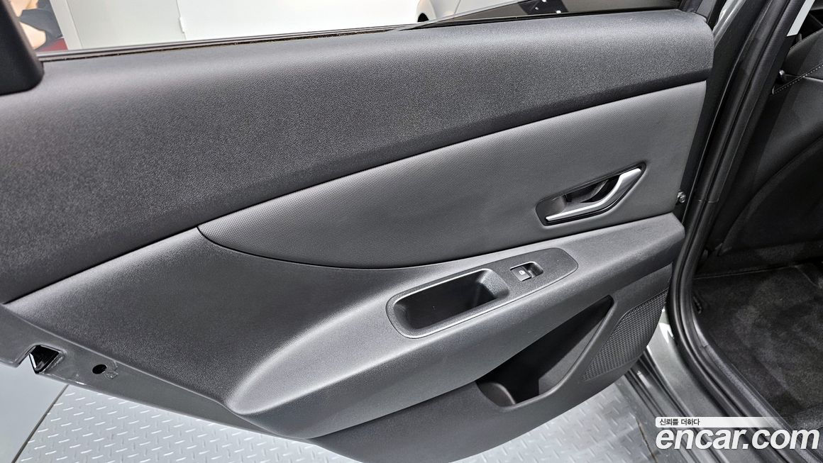 Hyundai AVANTE 2023