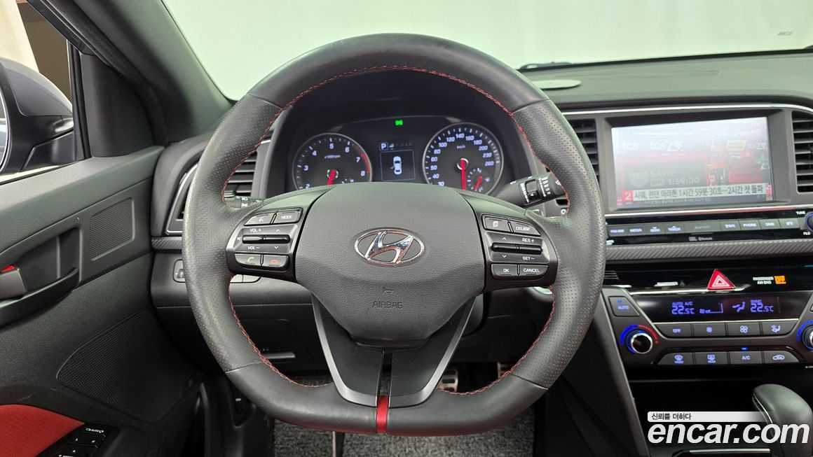 Hyundai AVANTE 2017