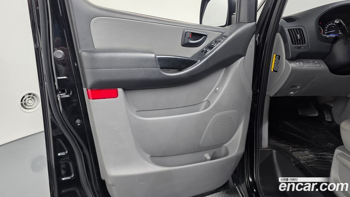 Hyundai Starex 2019