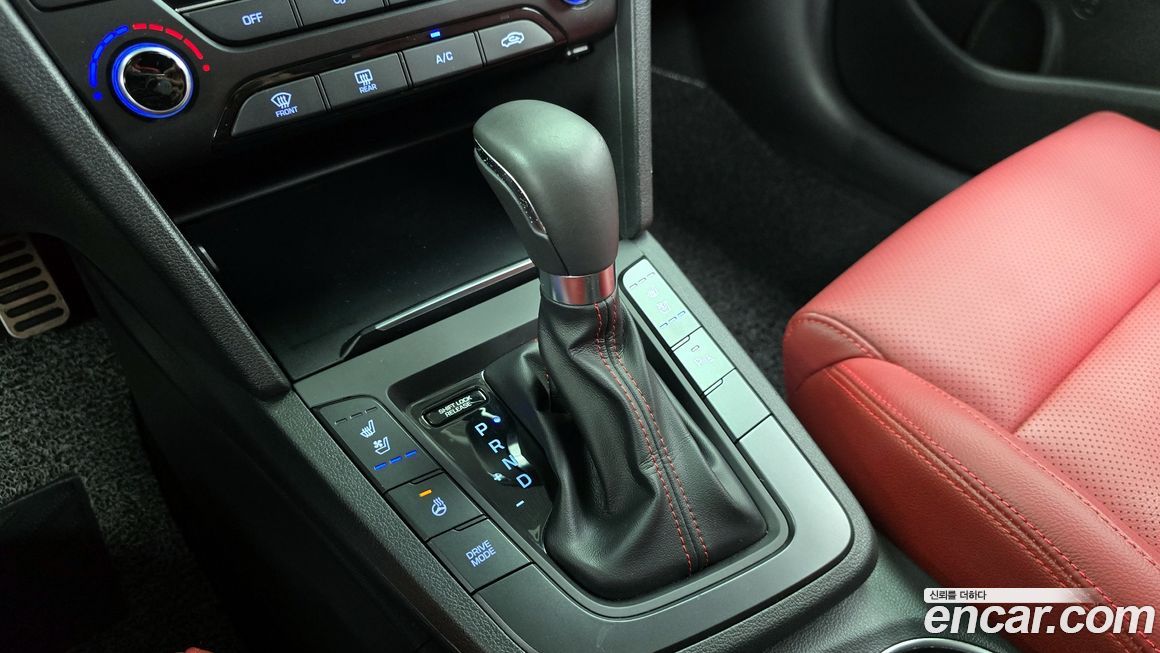 Hyundai AVANTE 2017