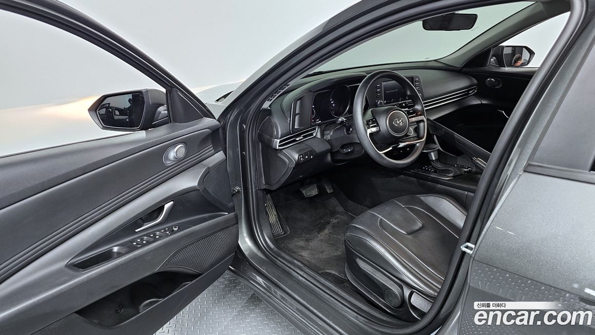 Hyundai AVANTE 2023