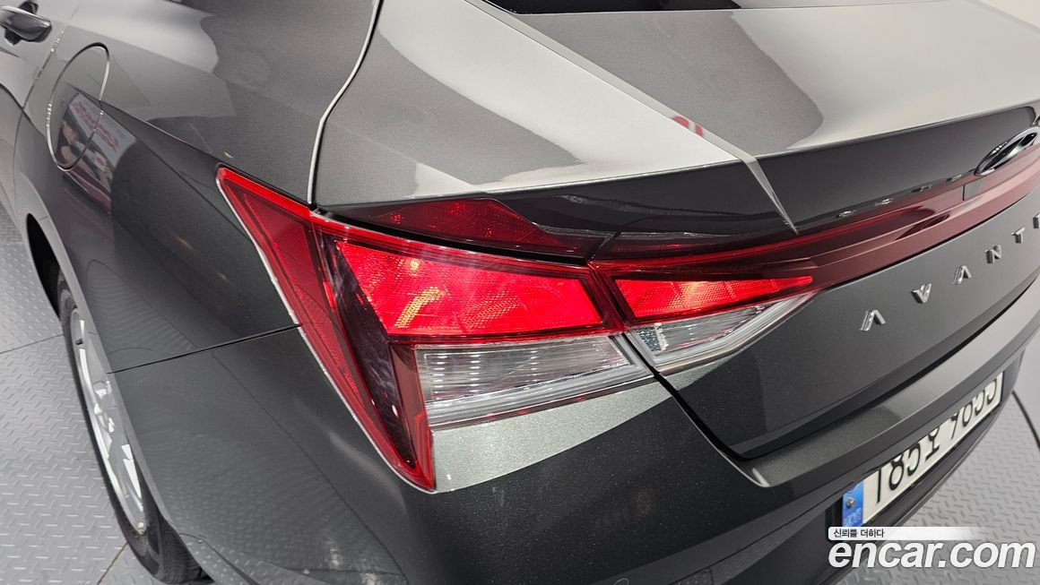 Hyundai AVANTE 2023