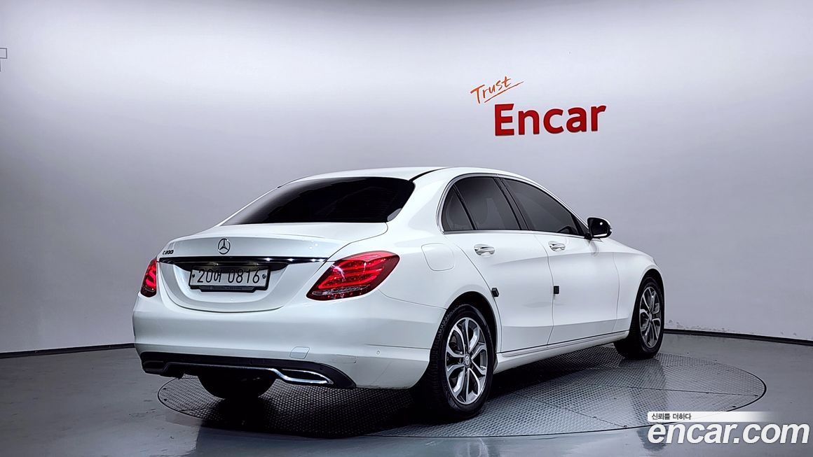 Mercedes-Benz C-Class 2016