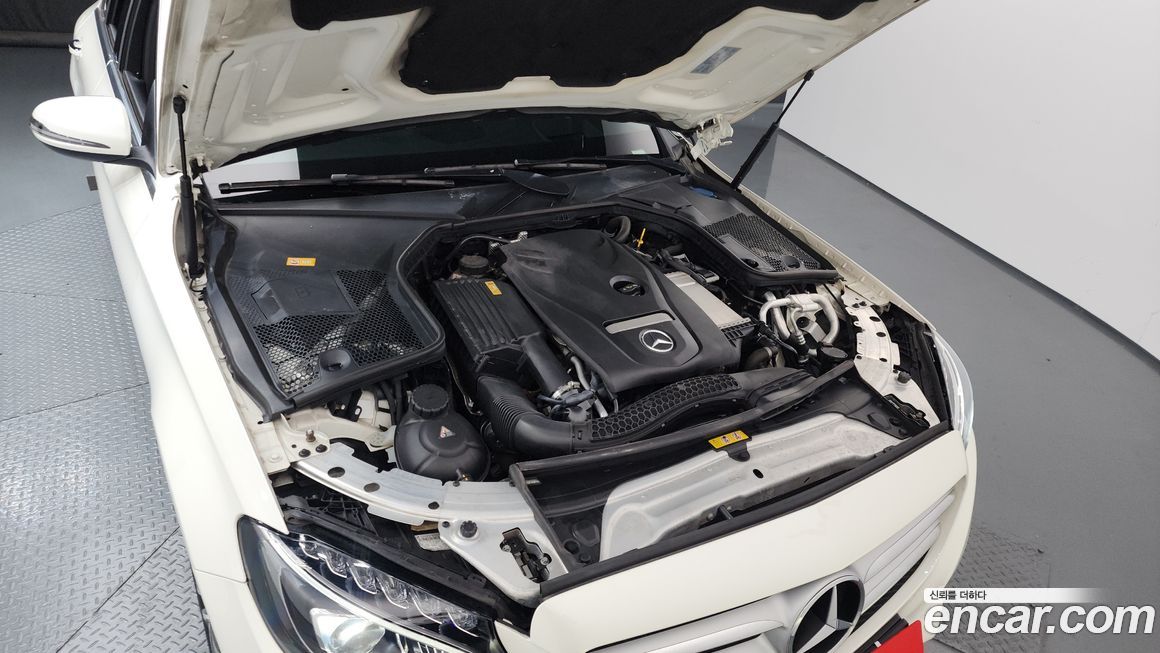 Mercedes-Benz C-Class 2016