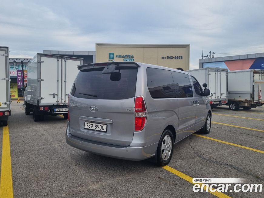 Hyundai Starex 2018