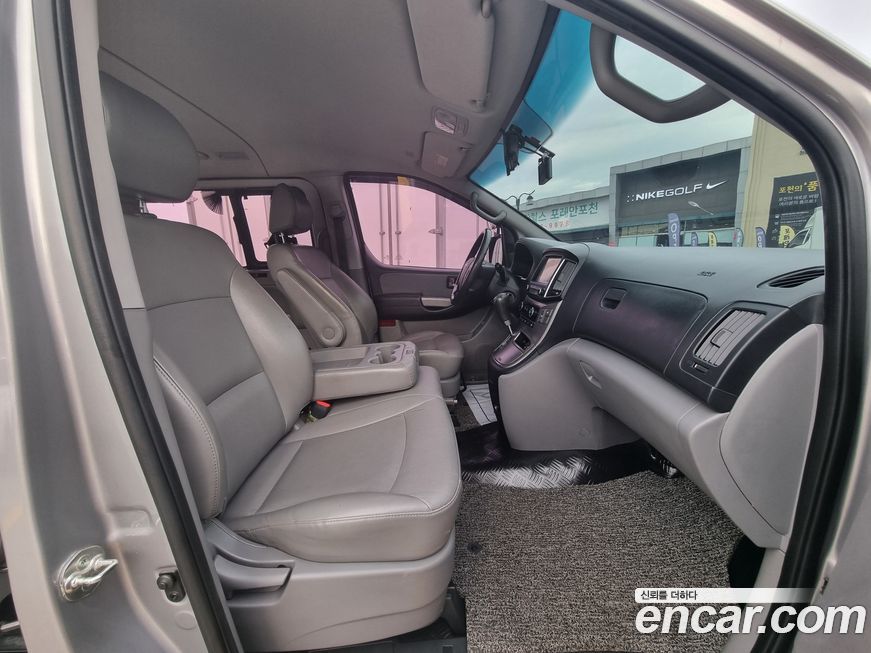 Hyundai Starex 2018