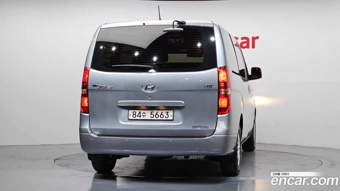Hyundai Starex 2021