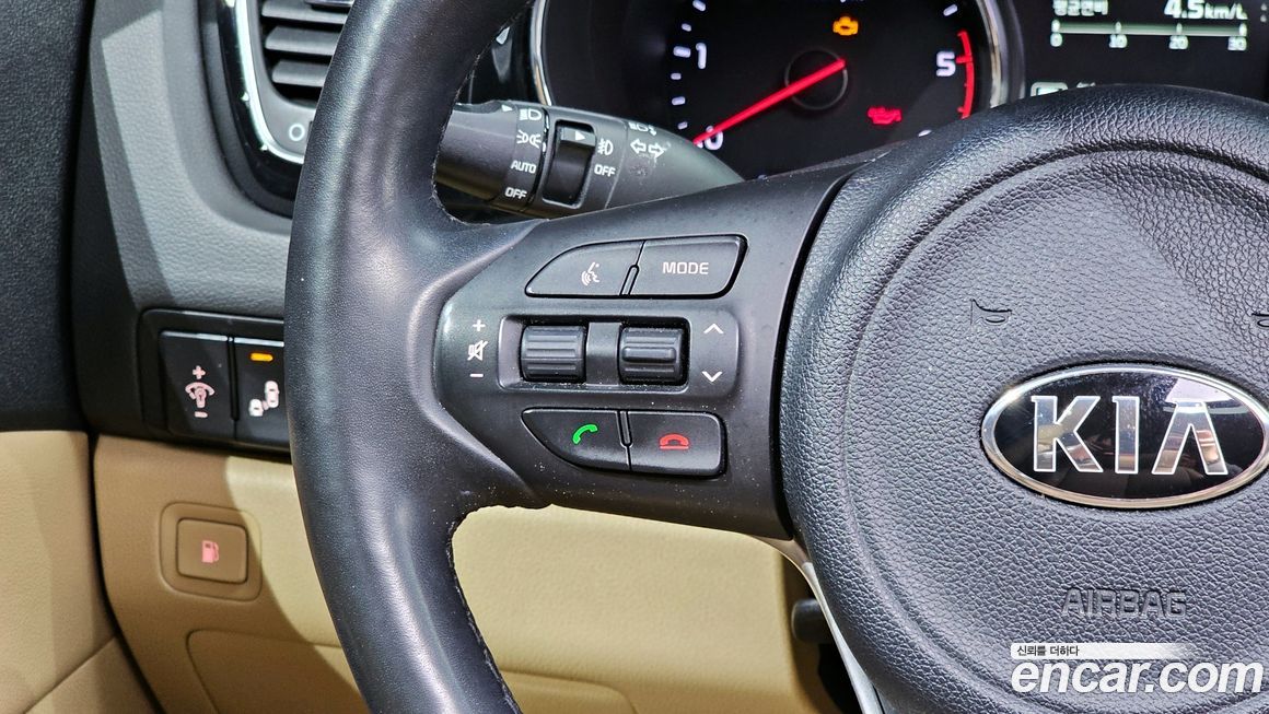 Kia Canival 2018