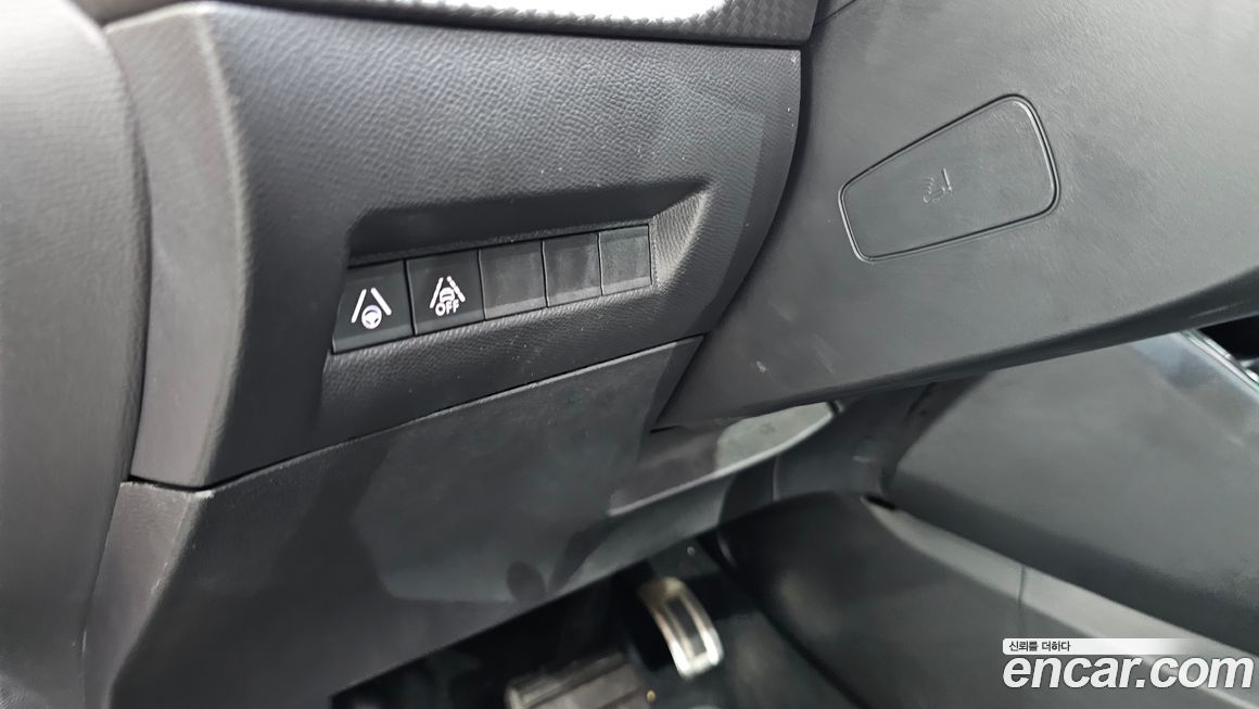 Peugeot 2008 2021