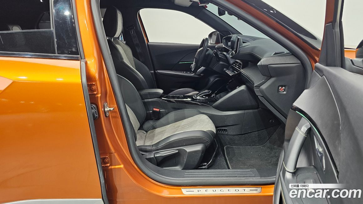 Peugeot 2008 2021