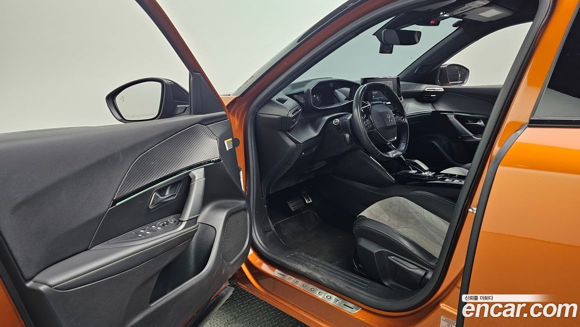Peugeot 2008 2021