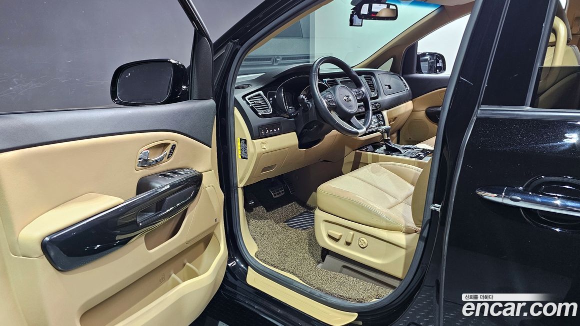 Kia Canival 2018