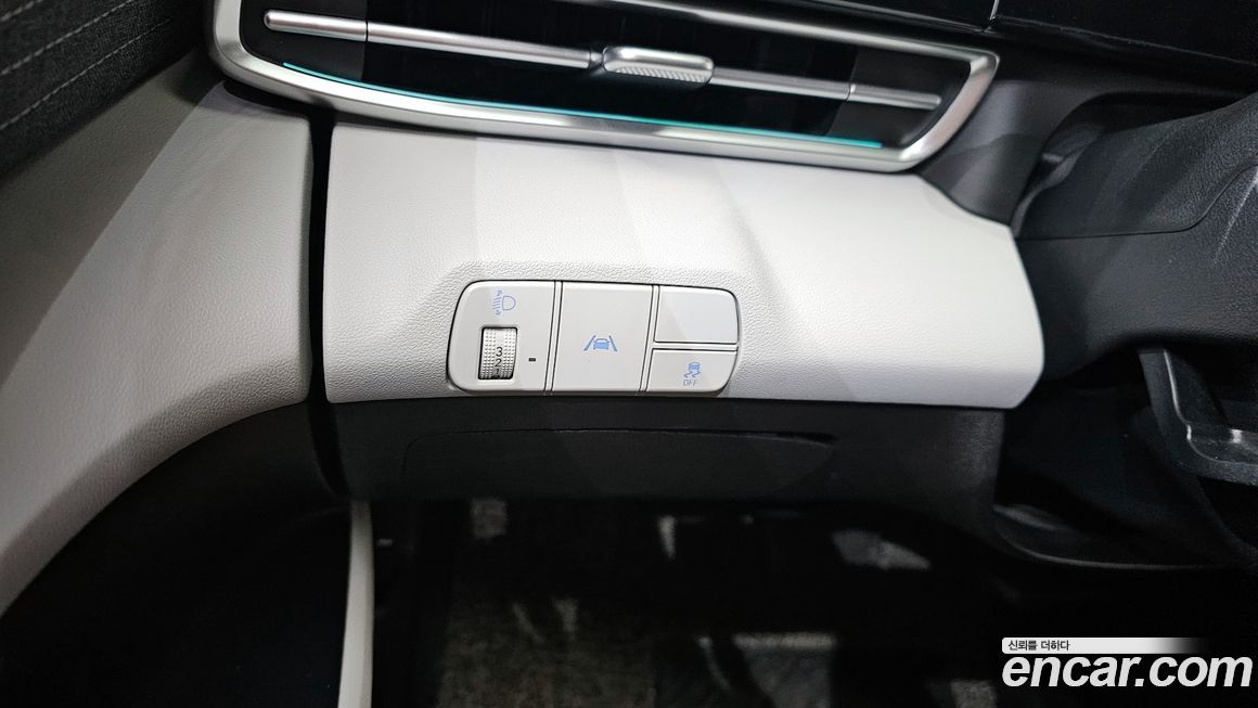 Hyundai AVANTE 2021
