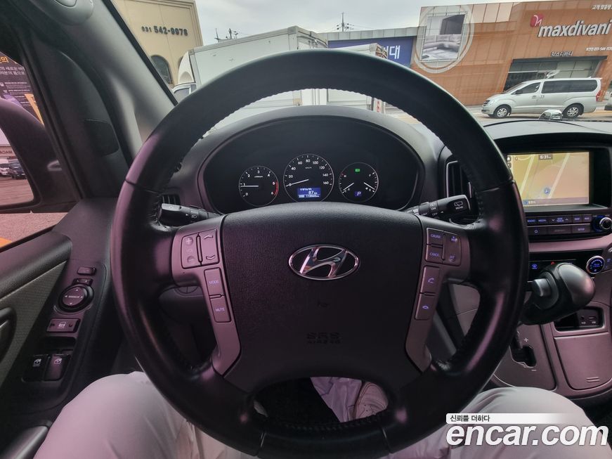 Hyundai Starex 2018