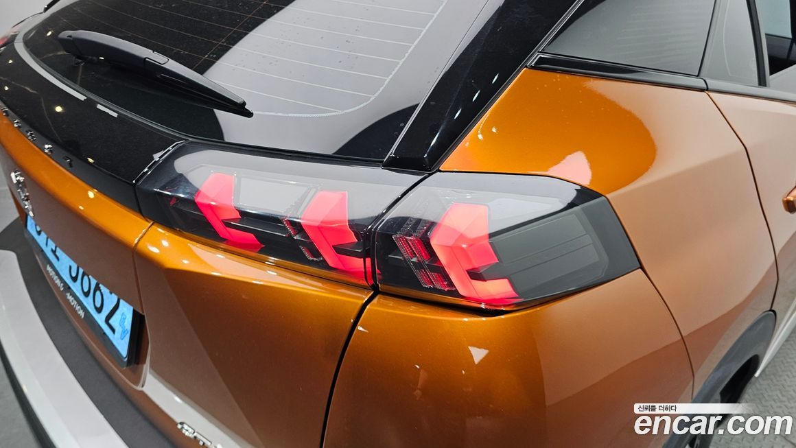 Peugeot 2008 2021