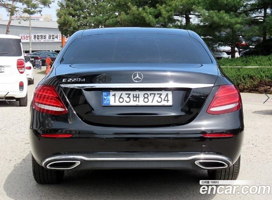 Mercedes-Benz E-Class 2017