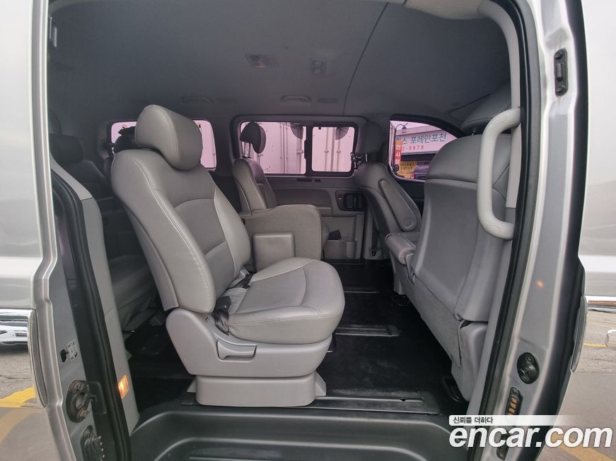 Hyundai Starex 2018