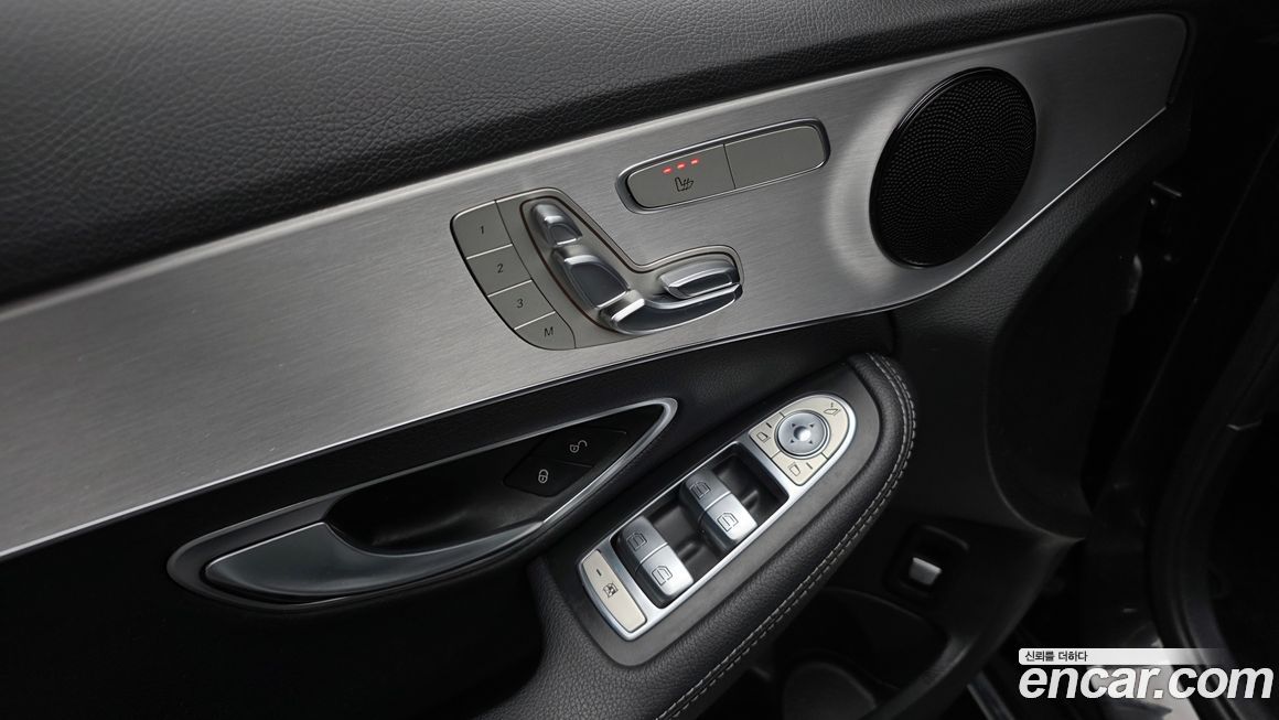 Mercedes-Benz C-Class 2018