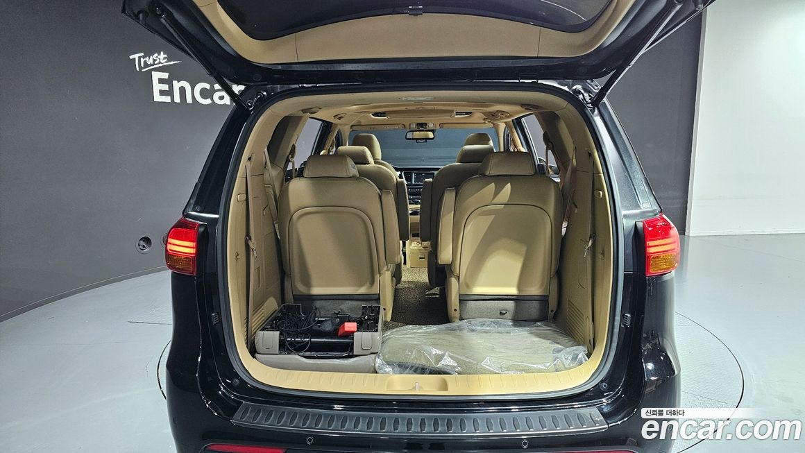 Kia Canival 2018