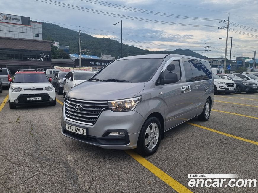Hyundai Starex 2018