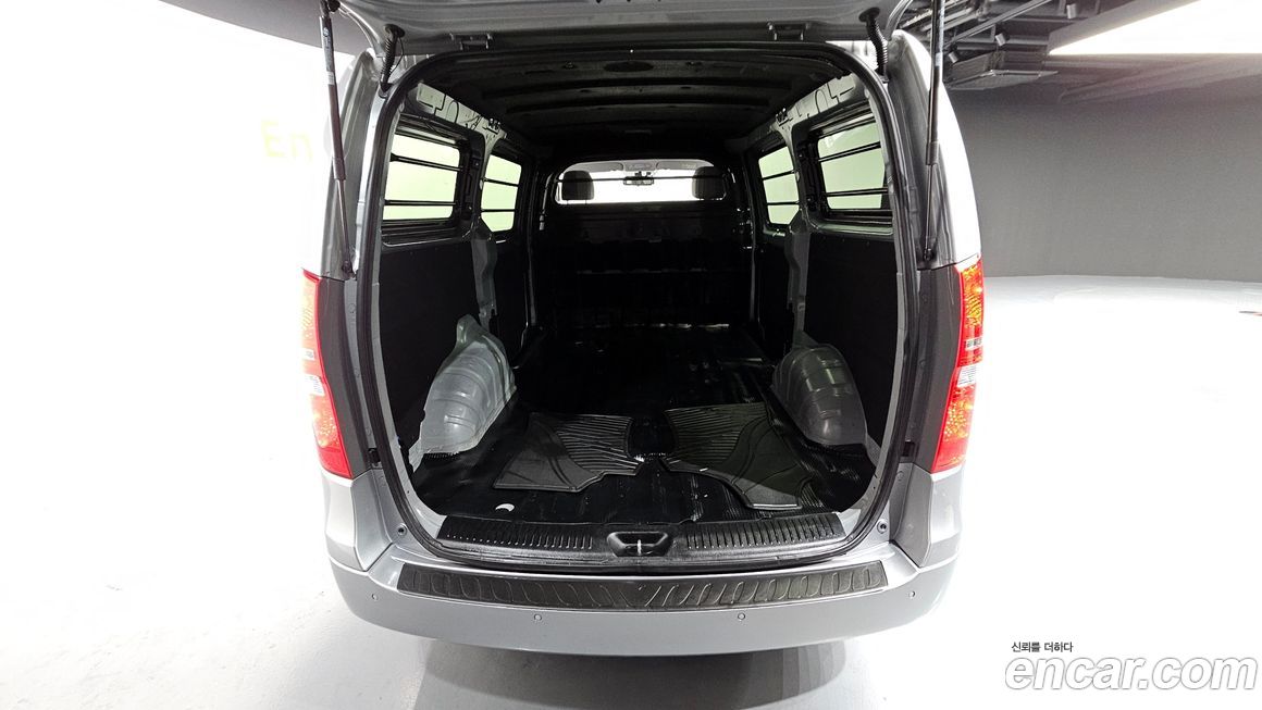 Hyundai Starex 2021