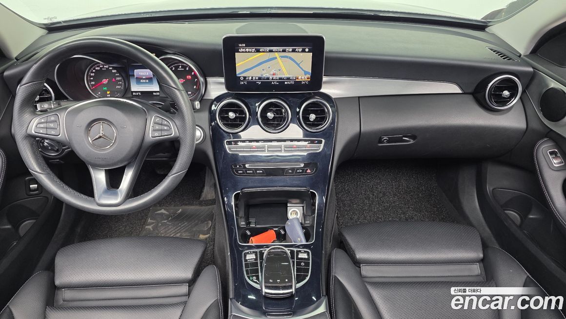 Mercedes-Benz C-Class 2018